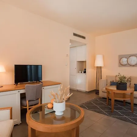 Megisti Hotel Mejíszti