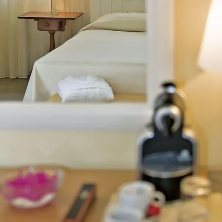 Szálloda Megisti Hotel