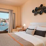 Szálloda Megisti Hotel